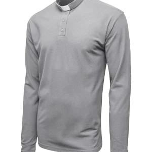 camisa y ropa sacerdotal